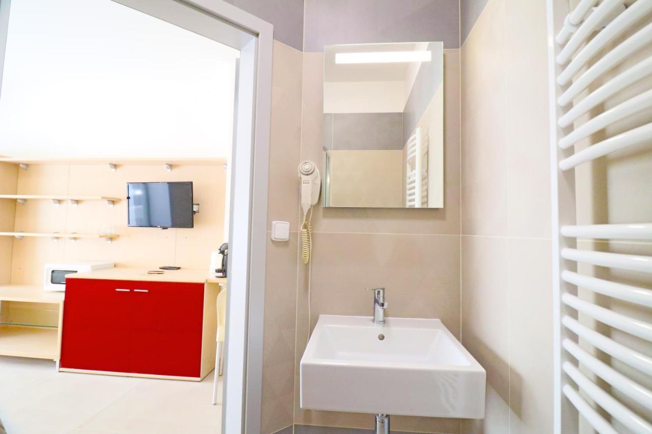Vincanto Rooms Old Town Прага Екстер'єр фото
