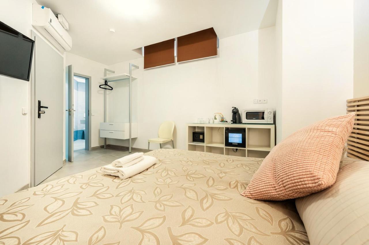 Vincanto Rooms Old Town Прага Екстер'єр фото